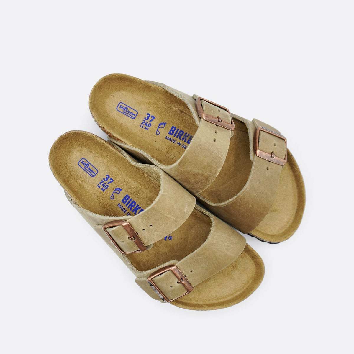 Birkenstock Arizona Waxy Leather Tobacco Soft Foot Bed